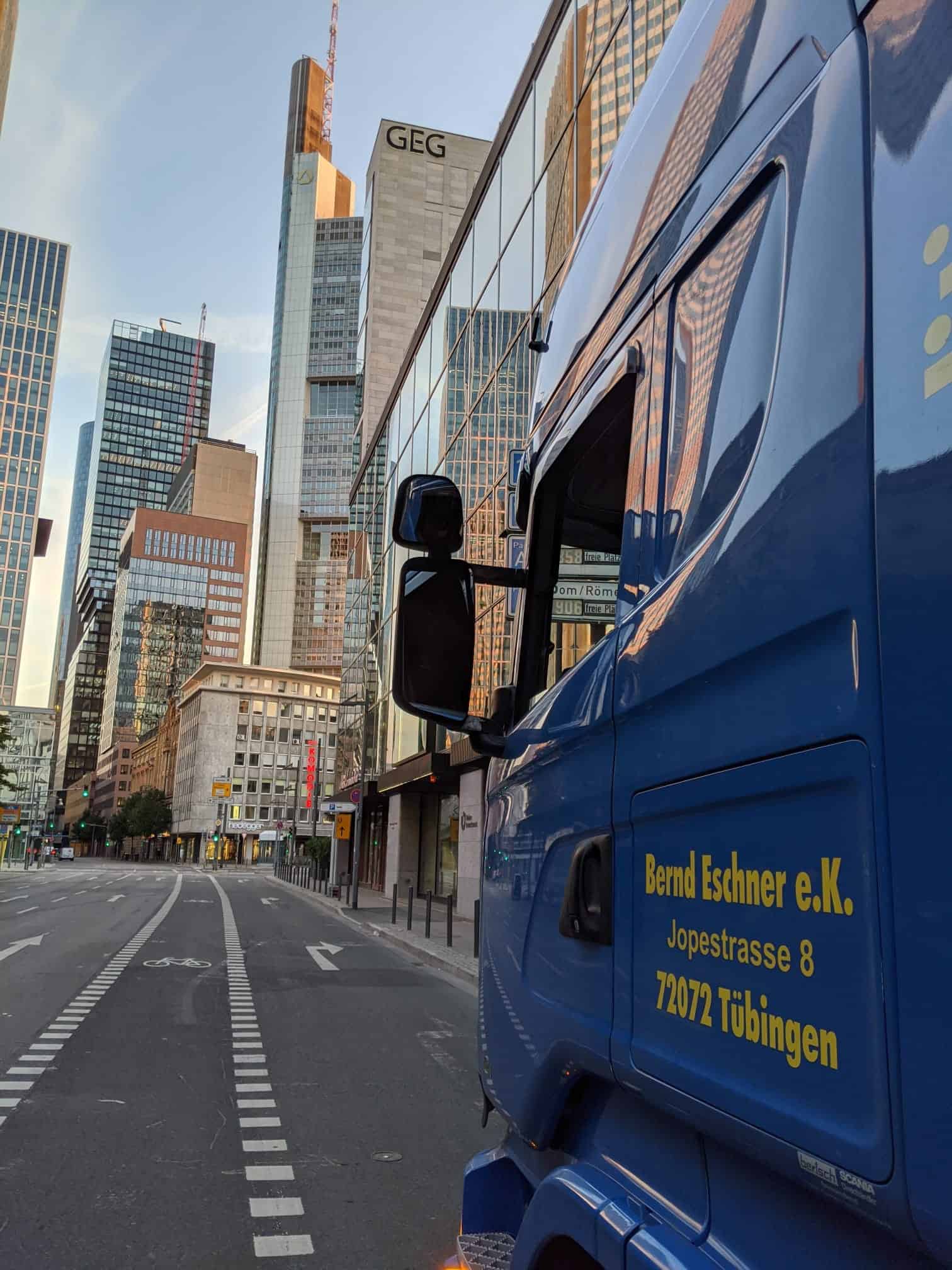 Ein LKW der Spedition Eschner in Frankfurt